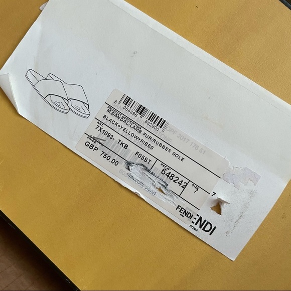 Fendi Black Shearling Vocabulary Pool Slides MENS 7 women 10 spell out logo - Picture 11 of 13